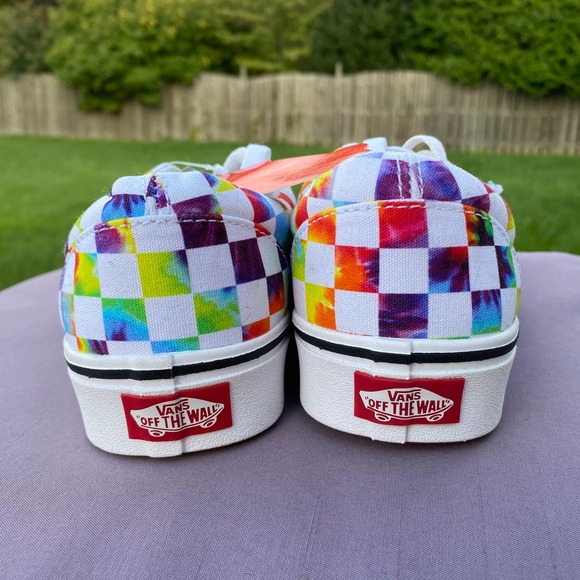 NWT Vans ComfyCush Era Tie-Dye Checker Rainbow Skate Sneaker Shoe M4.5/W6 721356 - Picture 5 of 12